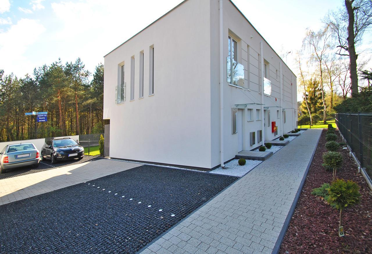Apartamenty Sun Seasons 24 - Four Seasons Pobierowo Exteriör bild
