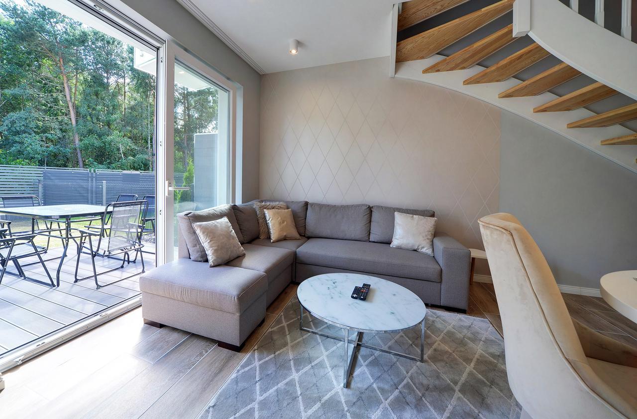 Apartamenty Sun Seasons 24 - Four Seasons Pobierowo Exteriör bild
