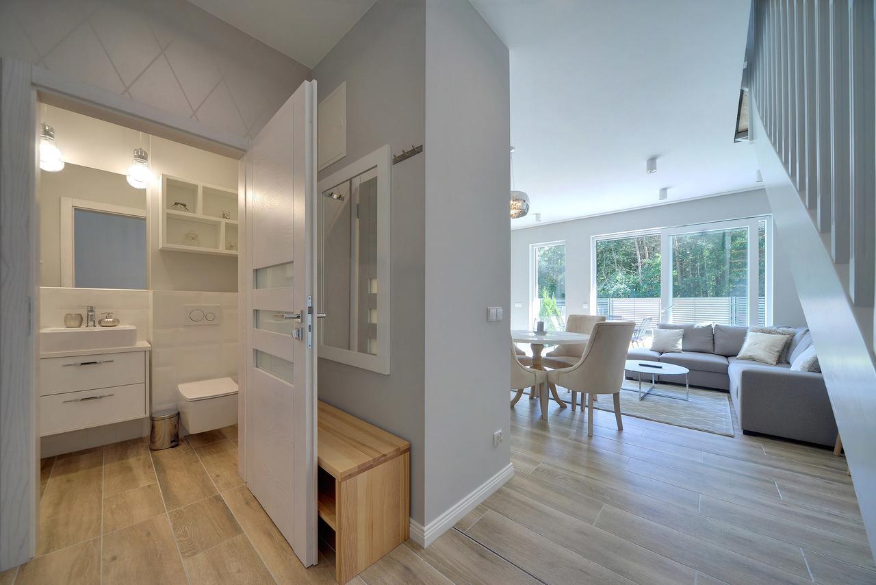 Apartamenty Sun Seasons 24 - Four Seasons Pobierowo Exteriör bild